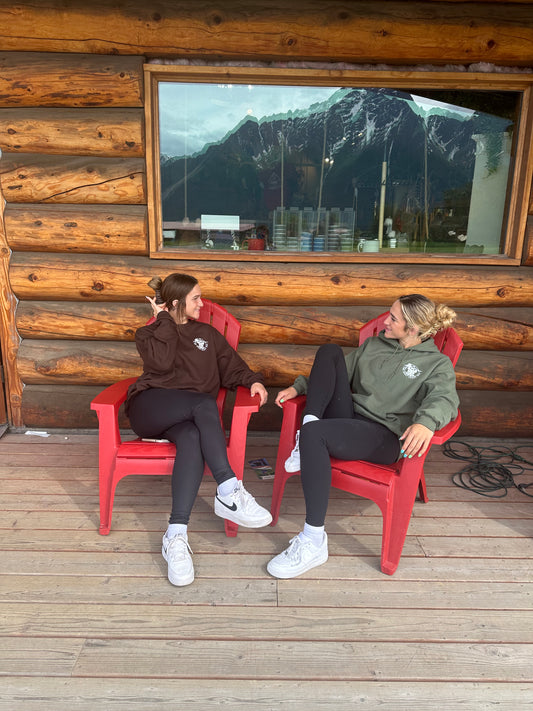 Mountain Crewneck- Brown